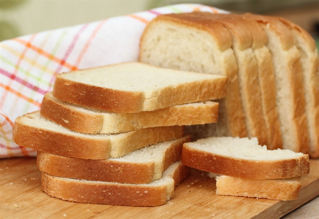 10 أضرار لتناول الخبز الأبيض